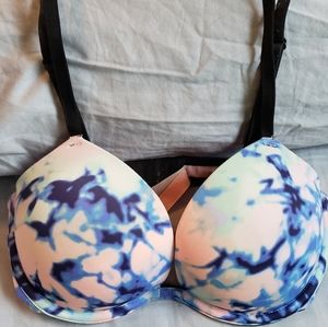 Victoria’s Secret Pink Bra